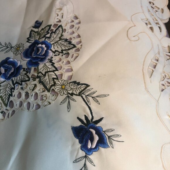 Embroidered Blue Roses on Square Table Linen - Picture 7 of 16